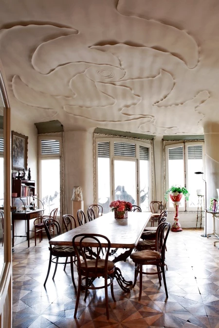 Ένα διαμέρισμα στη Casa Mila δια χειρός Antonio Gaudi