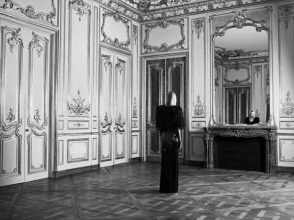 Φωτό: Δες τη νέα καμπάνια του οίκου Saint Laurent Paris