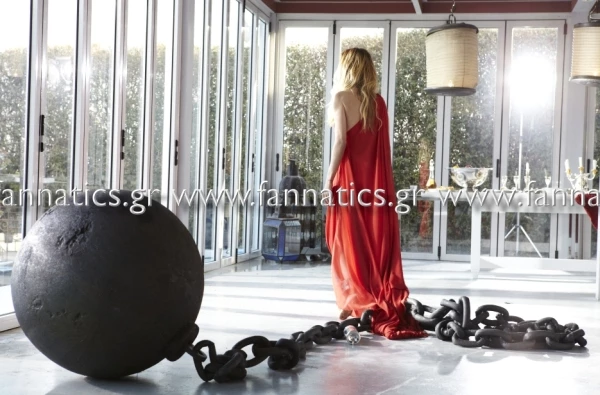 9 αδημοσίευτες φωτογραφίες από το νέο video clip της Άννας Βίσση